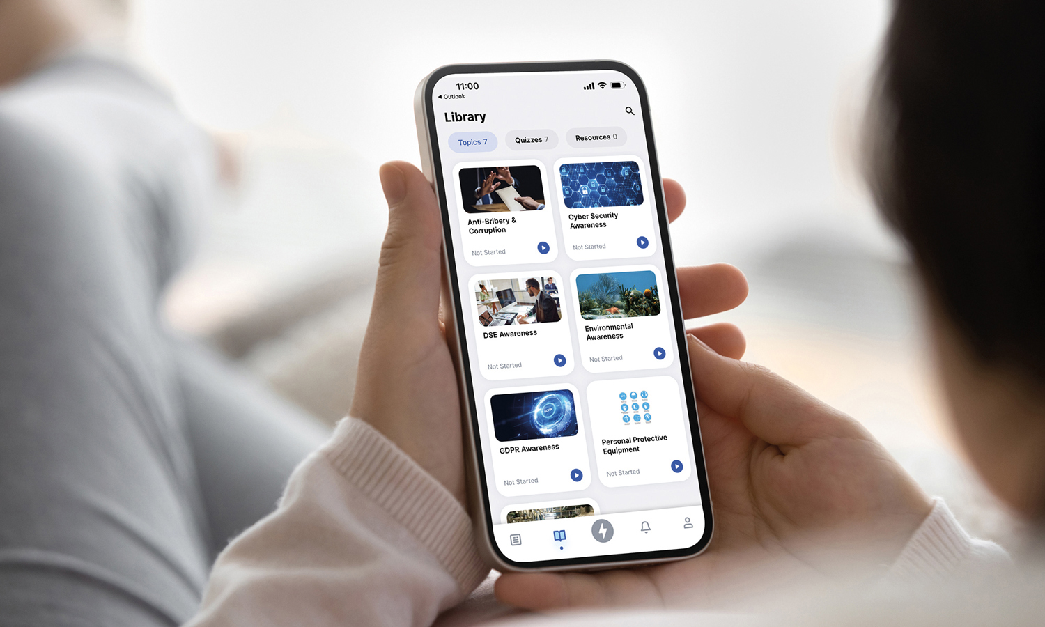 Aplicación de microaprendizaje Knowledge Coach en uso